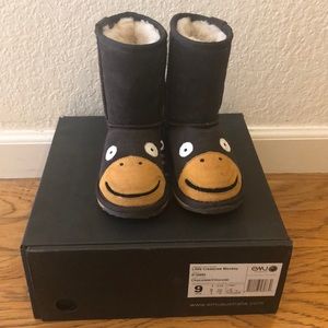 Emu kids boots almost new